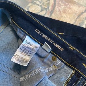 Michael KorsMid Rise Dark Wash Izzy skinny ankle Denim Skinny Jeans Size 8 EUC